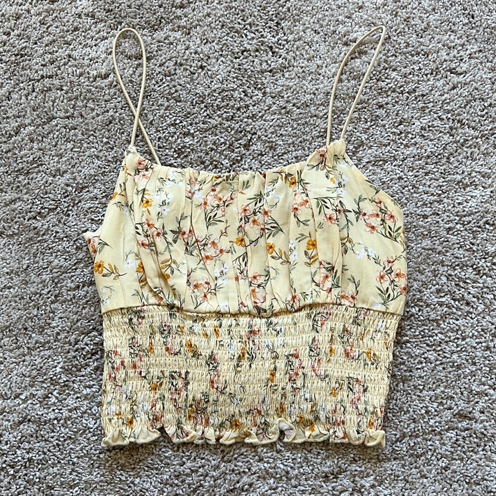 Pacsun/ LA hearts yellow flowered top